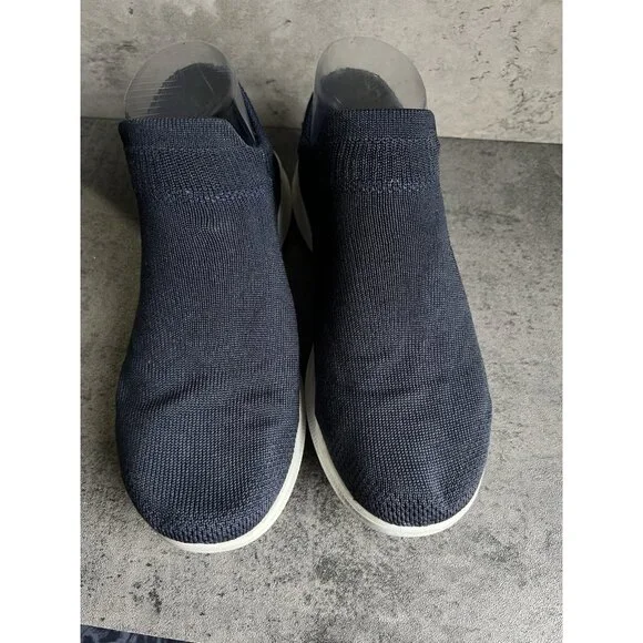 SKECHERS Women’s Dark Blue Goga Max Knit Slip On Shoe Sneaker Size 7 - Picture 3 of 16